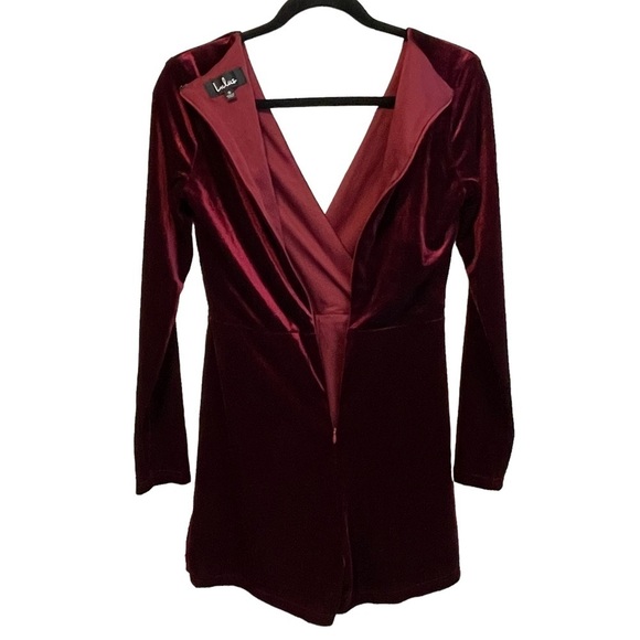 LULUS Romantic Moves Burgundy Velvet Long Sleeve Romper Women's Size Small - Picture 7 of 11